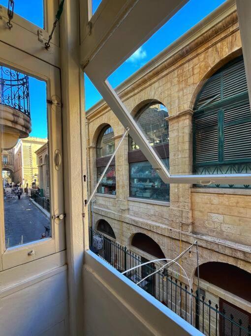 Heart Of Valletta - Apartment Екстер'єр фото